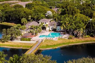2452 Centergate Dr, Miramar, FL 33025 - Photo 36