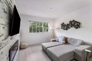 2452 Centergate Dr, Miramar, FL 33025 - Photo 22