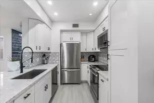 2452 Centergate Dr, Miramar, FL 33025 - Photo 10