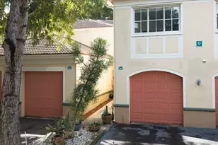 2452 Centergate Dr, Miramar, FL 33025 - Photo 28