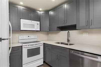 1440 Brickell Bay Drive #705, Miami, FL 33131 - Photo 10