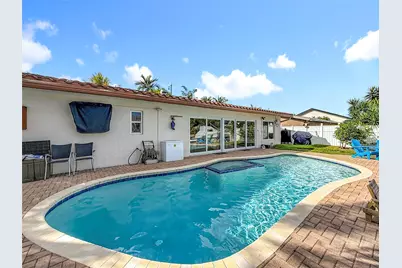 370 SE 12th Avenue, Pompano Beach, FL 33060 - Photo 2