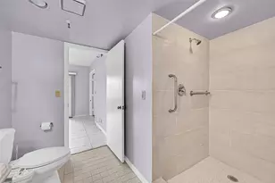 2206 S Cypress Bend Dr, Pompano Beach, FL 33069 - Photo 22