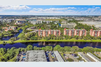 2206 S Cypress Bend Drive #102, Pompano Beach, FL 33069 - Photo 36