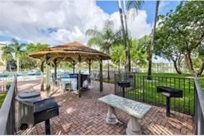 2206 S Cypress Bend Drive #102, Pompano Beach, FL 33069 - Photo 60