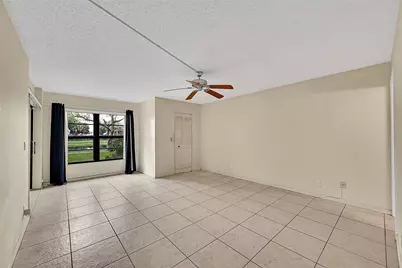 2206 S Cypress Bend Drive #102, Pompano Beach, FL 33069 - Photo 14