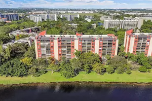 2206 S Cypress Bend Dr, Pompano Beach, FL 33069 - Photo 40