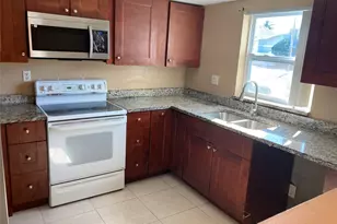 8009 SW 7th Ct, North Lauderdale, FL 33068 - Photo 16