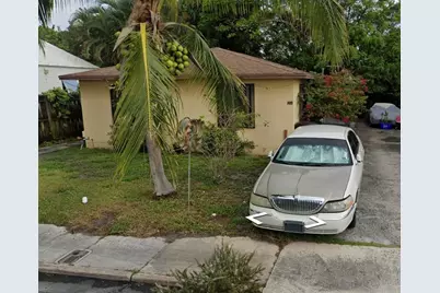 325 Conniston Road, West Palm Beach, FL 33405 - Photo 2