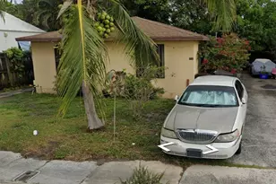 325 Conniston Rd, West Palm Beach, FL 33405 - Photo 2