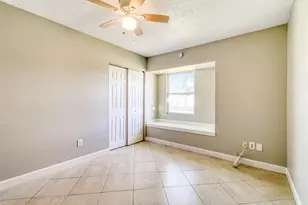 332 NE Cullman Ct, Port Saint Lucie, FL 34983 - Photo 20