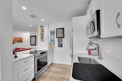 1201 S Riverside Drive #204, Pompano Beach, FL 33062 - Photo 14