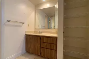 1721 Whitehall Dr, Davie, FL 33324 - Photo 10