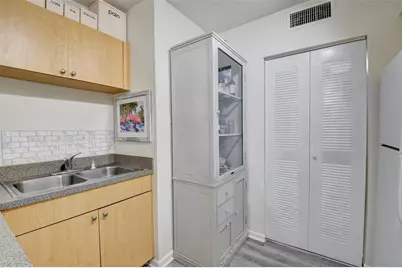 704 Villa Circle #704, Boynton Beach, FL 33435 - Photo 32