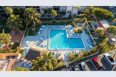 777 S Federal Hy #811-D, Pompano Beach, FL 33062 - Photo 12