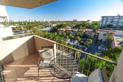777 S Federal Hy #811-d, Pompano Beach, FL 33062 - Photo 4