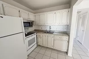 85 Northampton, West Palm Beach, FL 33417 - Photo 6