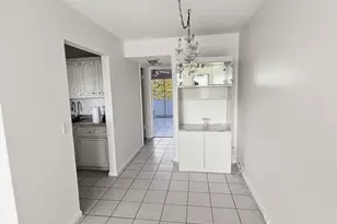 85 Northampton, West Palm Beach, FL 33417 - Photo 10