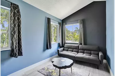 19321 NW 10th Street, Pembroke Pines, FL 33029 - Photo 32