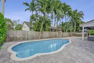 19321 NW 10th St, Pembroke Pines, FL 33029 - Photo 2