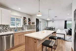 19321 NW 10th St, Pembroke Pines, FL 33029 - Photo 12