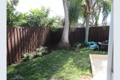 5456 NE 3rd Terrace, Fort Lauderdale, FL 33334 - Photo 10