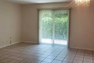 10571 NW 45th St, Coral Springs, FL 33065 - Photo 8