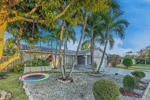 2501 NW 98th Way, Coral Springs, FL 33065 - Photo 2