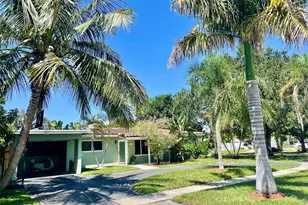 1119 SE 14th Dr, Deerfield Beach, FL 33441 - Photo 2
