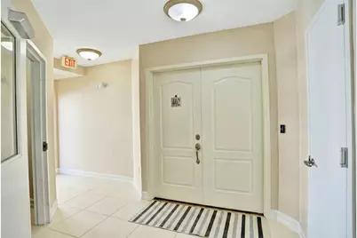 1395 S Ocean Boulevard #402, Pompano Beach, FL 33062 - Photo 8