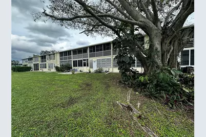 143 Westbury I #143, Deerfield Beach, FL 33442 - Photo 2