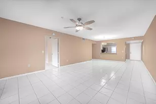 901 SW 141st Ave, Pembroke Pines, FL 33027 - Photo 8