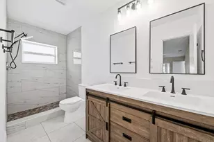 9203 NW 71st St, Tamarac, FL 33321 - Photo 1