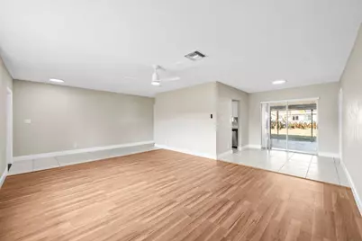 9203 NW 71st Street, Tamarac, FL 33321 - Photo 16