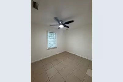 701 N E Street #E, Lake Worth Beach, FL 33460 - Photo 6