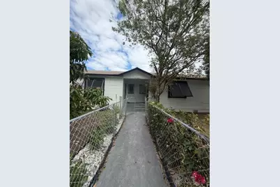 701 N E Street #E, Lake Worth Beach, FL 33460 - Photo 1