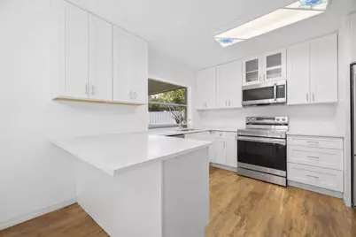 1060 NW 82nd Avenue, Coral Springs, FL 33071 - Photo 6