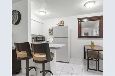 820 NE 16th Avenue #4, Fort Lauderdale, FL 33304 - Photo 2
