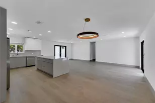 3231 NE 27th Terrace, Pompano Beach, FL 33064 - Photo 4