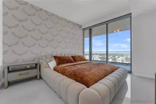 18975 Collins Ave, North Miami Beach, FL 33160 - Photo 14