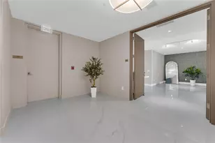 18975 Collins Ave, North Miami Beach, FL 33160 - Photo 36