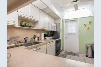 3090 N Course Drive #112, Pompano Beach, FL 33069 - Photo 16