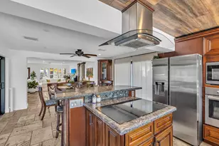 2801 NE 48th Ct, Pompano Beach, FL 33064 - Photo 18