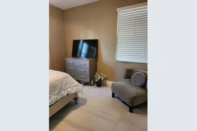 12410 SW 1st Street, Plantation, FL 33325 - Photo 10