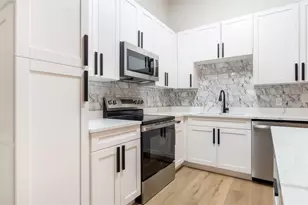 6411 NW 54th Dr, Coral Springs, FL 33067 - Photo 8