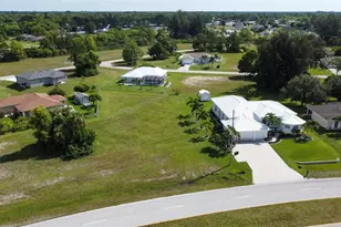 4239 E Gator Cir, Cape Coral, FL 33909 - Photo 30