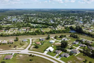 4239 E Gator Cir, Cape Coral, FL 33909 - Photo 18