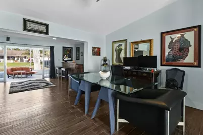 9231 N Cypress Circle, Miramar, FL 33025 - Photo 10