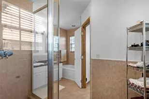 9231 N Cypress Cir, Miramar, FL 33025 - Photo 24