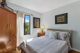 9231 N Cypress Cir, Miramar, FL 33025 - Photo 28